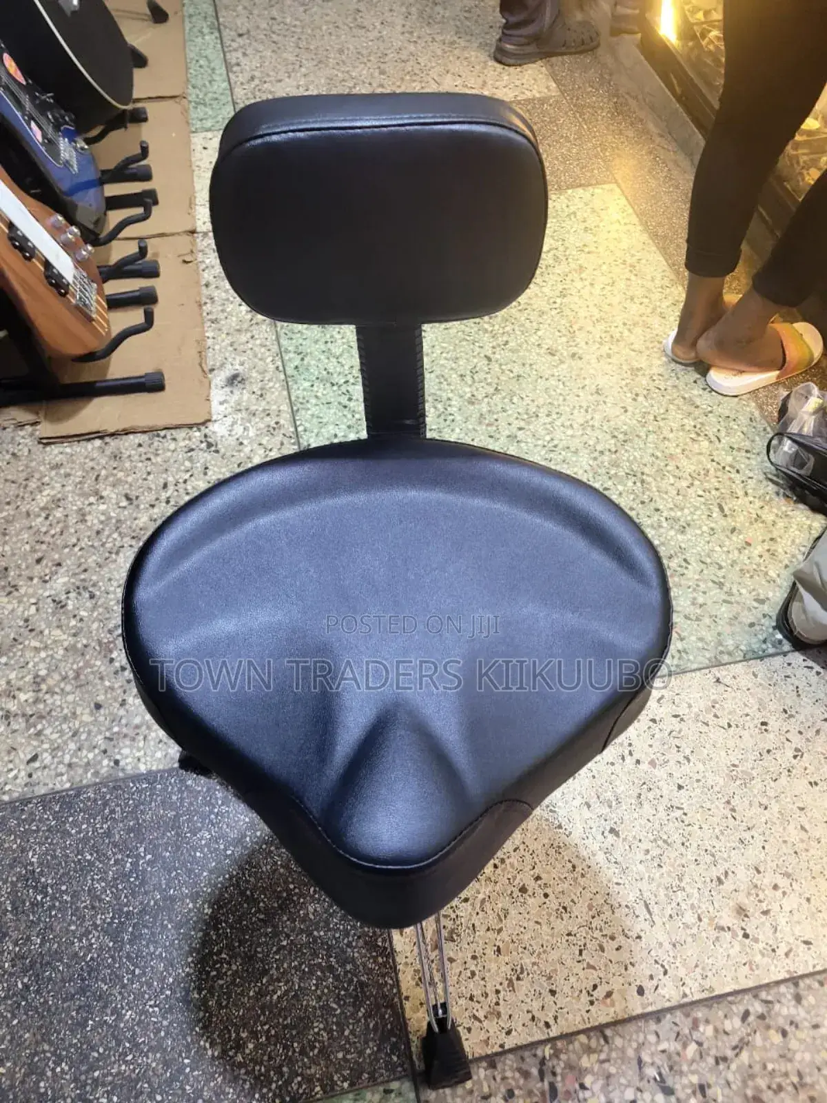 Drum Throne