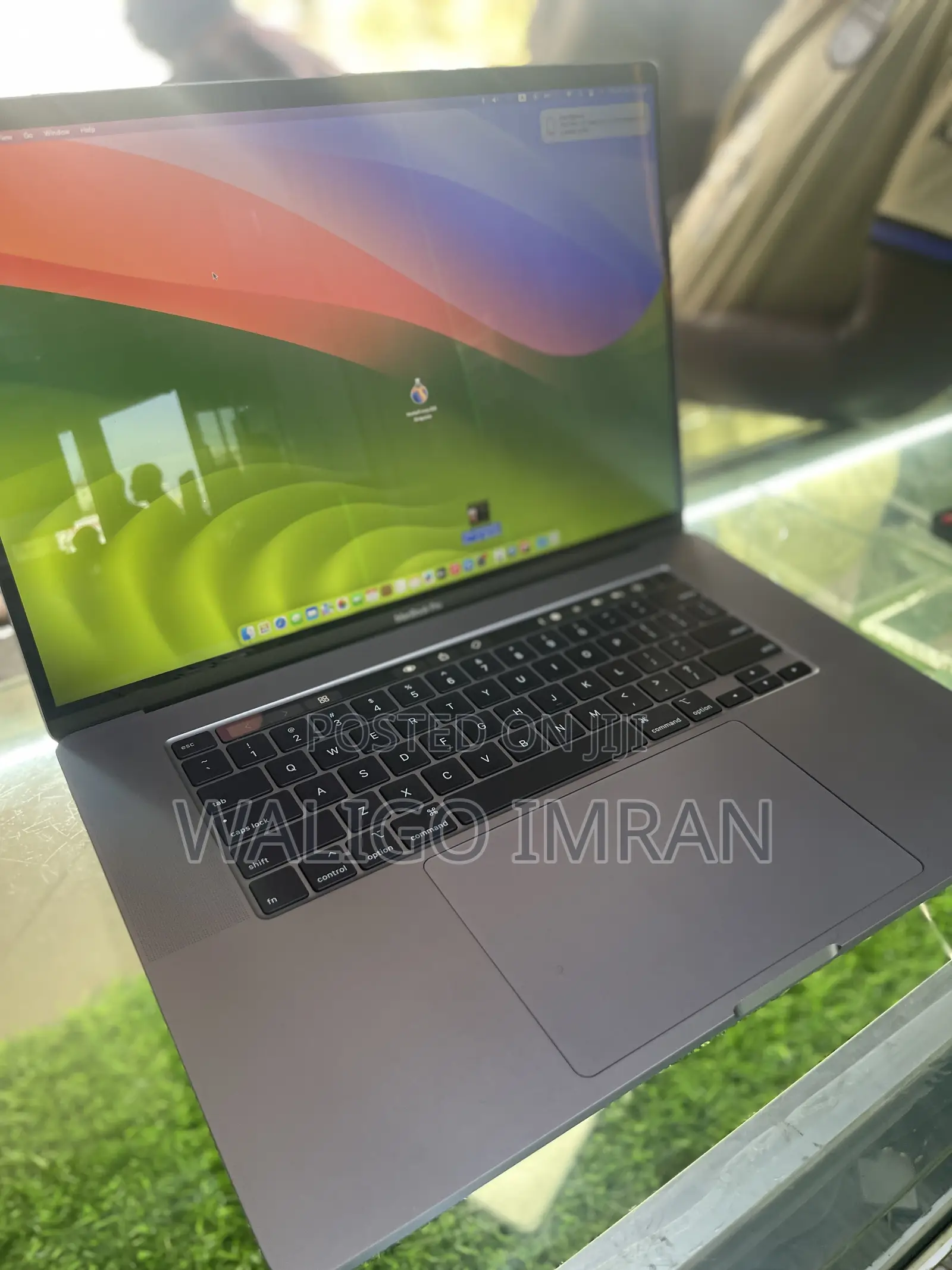 Laptop Apple MacBook Pro 2019 16GB Intel Core I9 SSD 1T
