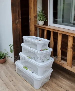 4pcs White Plastic Food Storage Containers