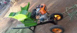 Small Silage Chopper With an Air Cool Diesel Engine