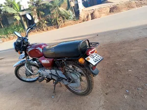 Bajaj Boxer 100 2019 Red
