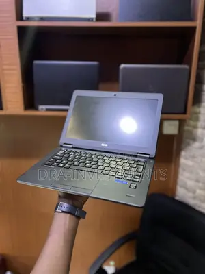 Laptop Dell Latitude 12 E7250 8GB Intel Core I7 HDD+SSD 500GB