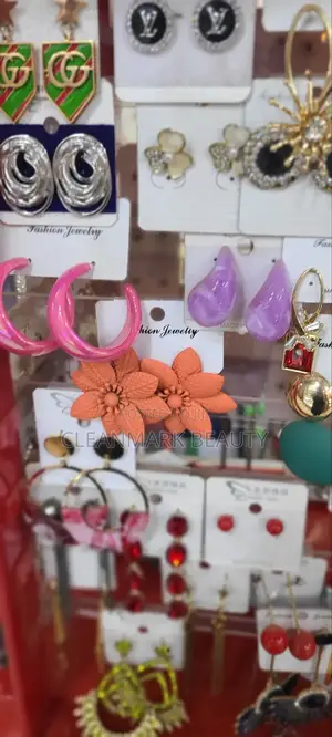 Earing Silver