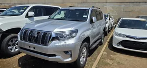 Toyota Land Cruiser Prado 2018 Silver