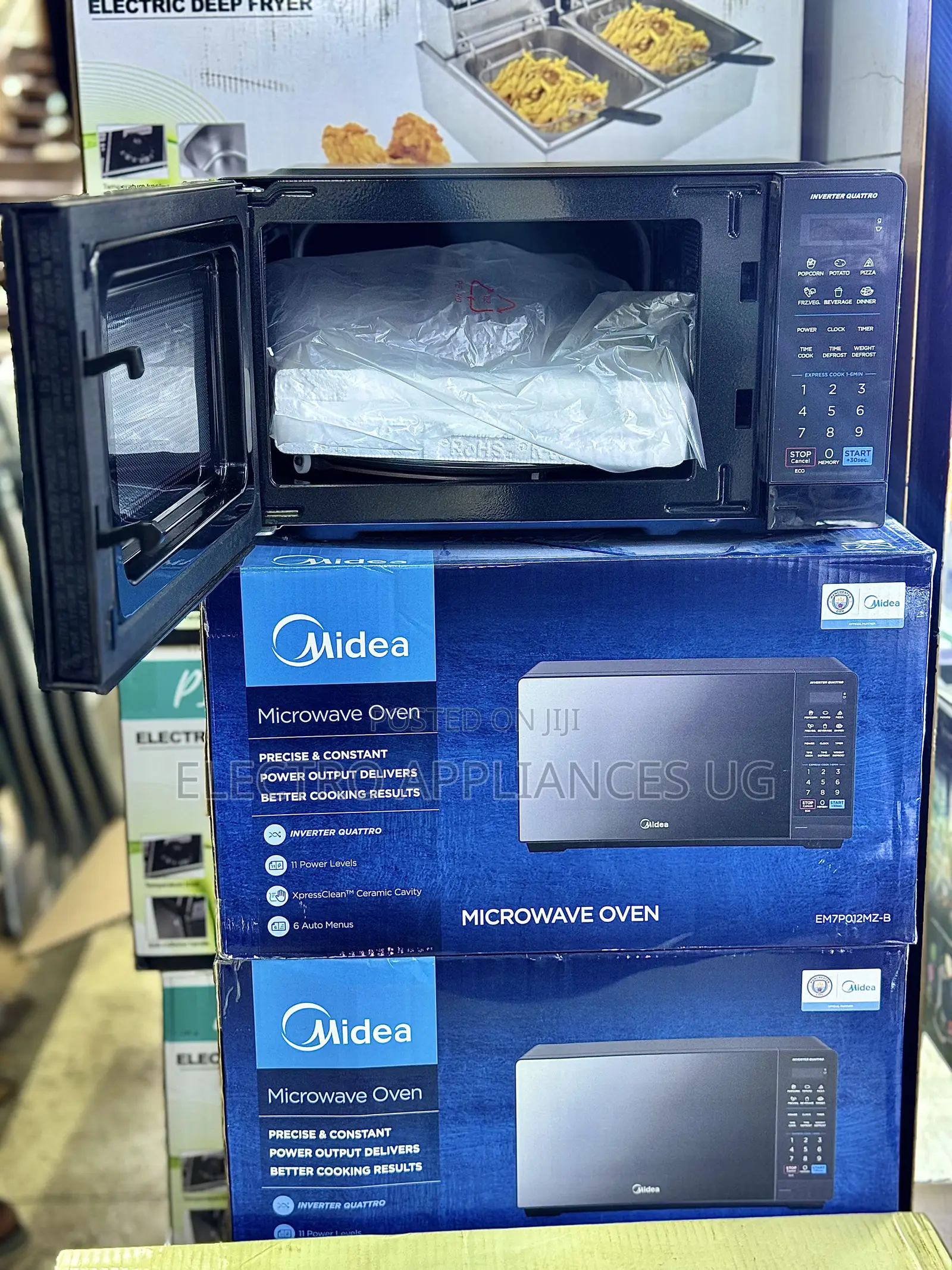 Midea Inverter Quattro Microwave Oven.