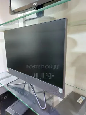 Desktop Computer HP 200 G4 22 All-in-One 8GB Intel Core I5 SSD 256GB