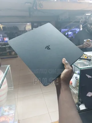Ps4 Console