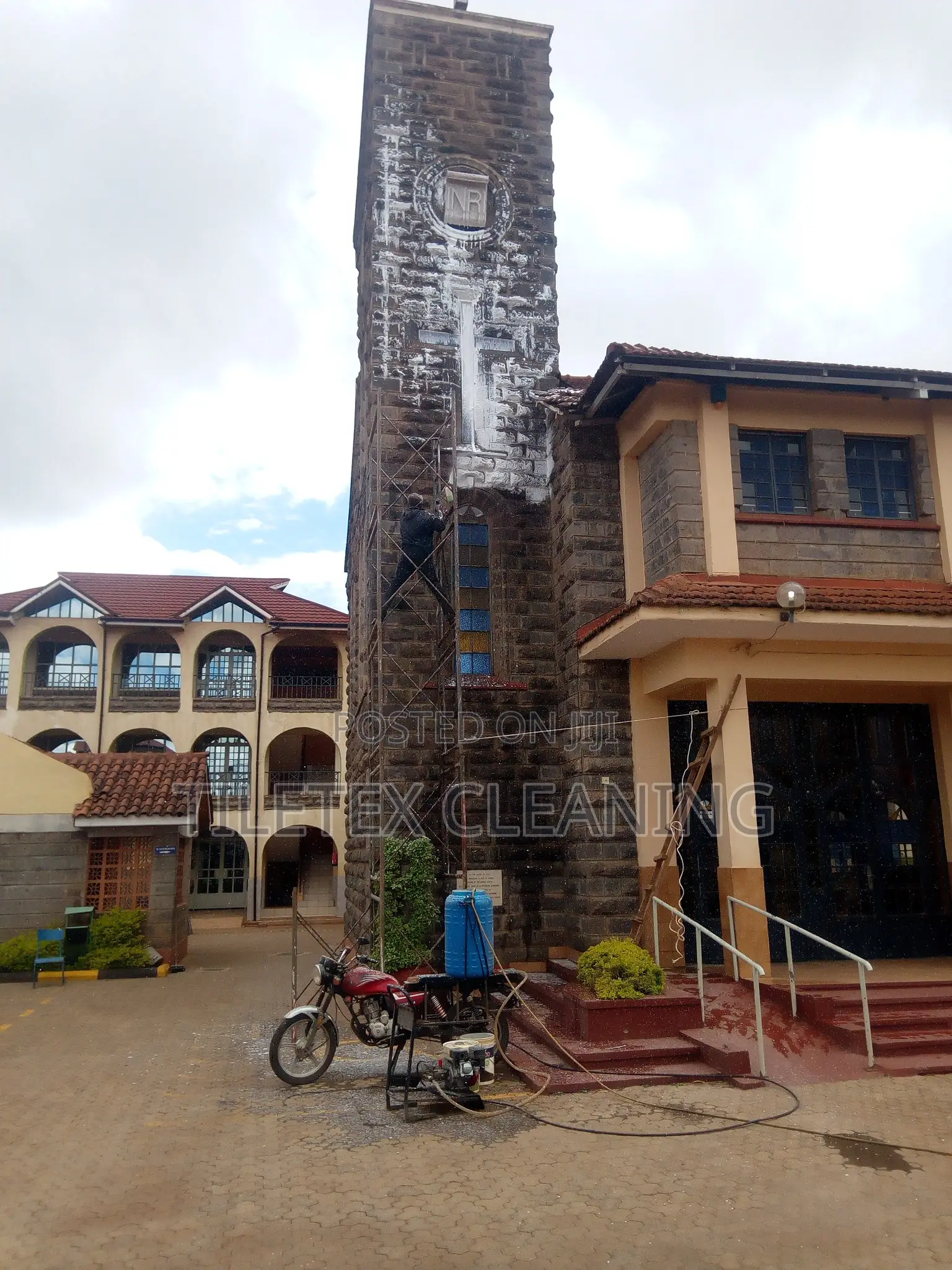 Church Walls Pressure Cleaning