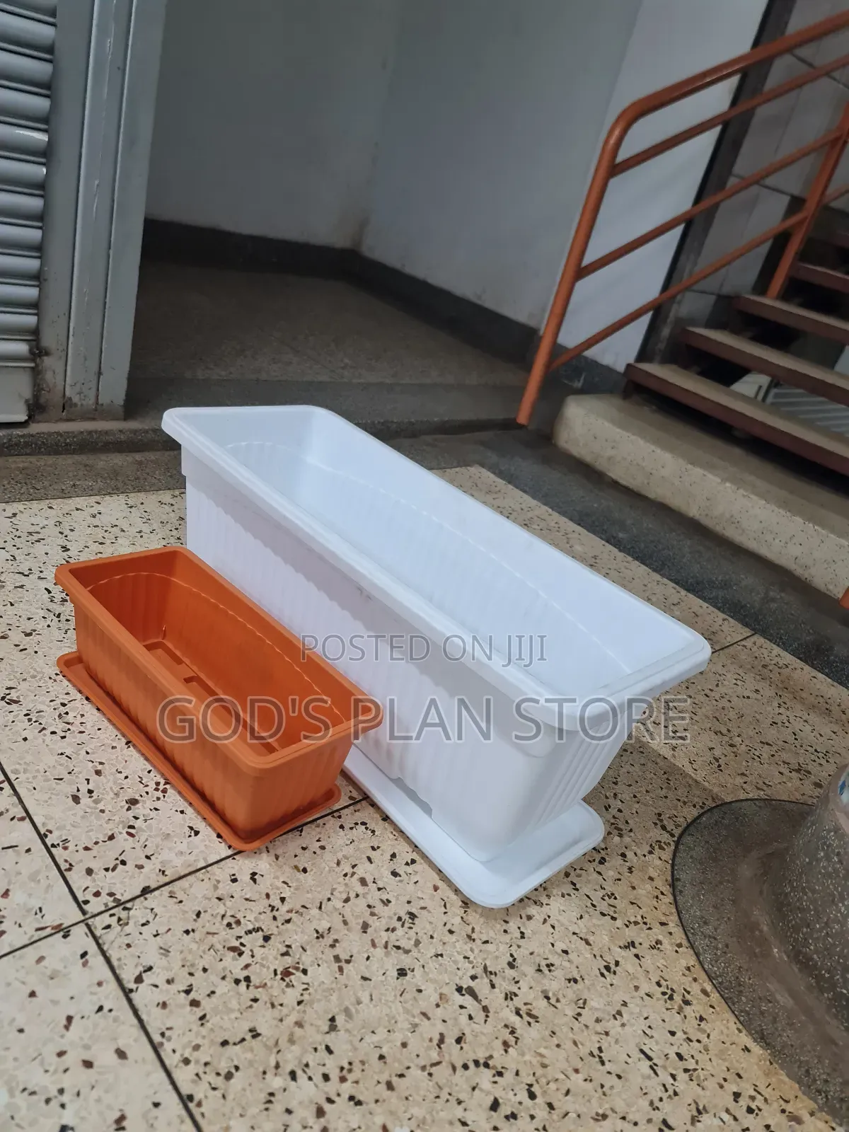 Fantastic Outdoor Plastic Flower Pots