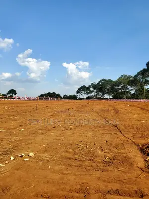 Land in Mpigi ( Kikunyu) 50 by 100