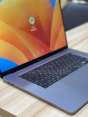 Laptop Apple MacBook Pro 2019 32GB Intel Core i7 SSD 1T