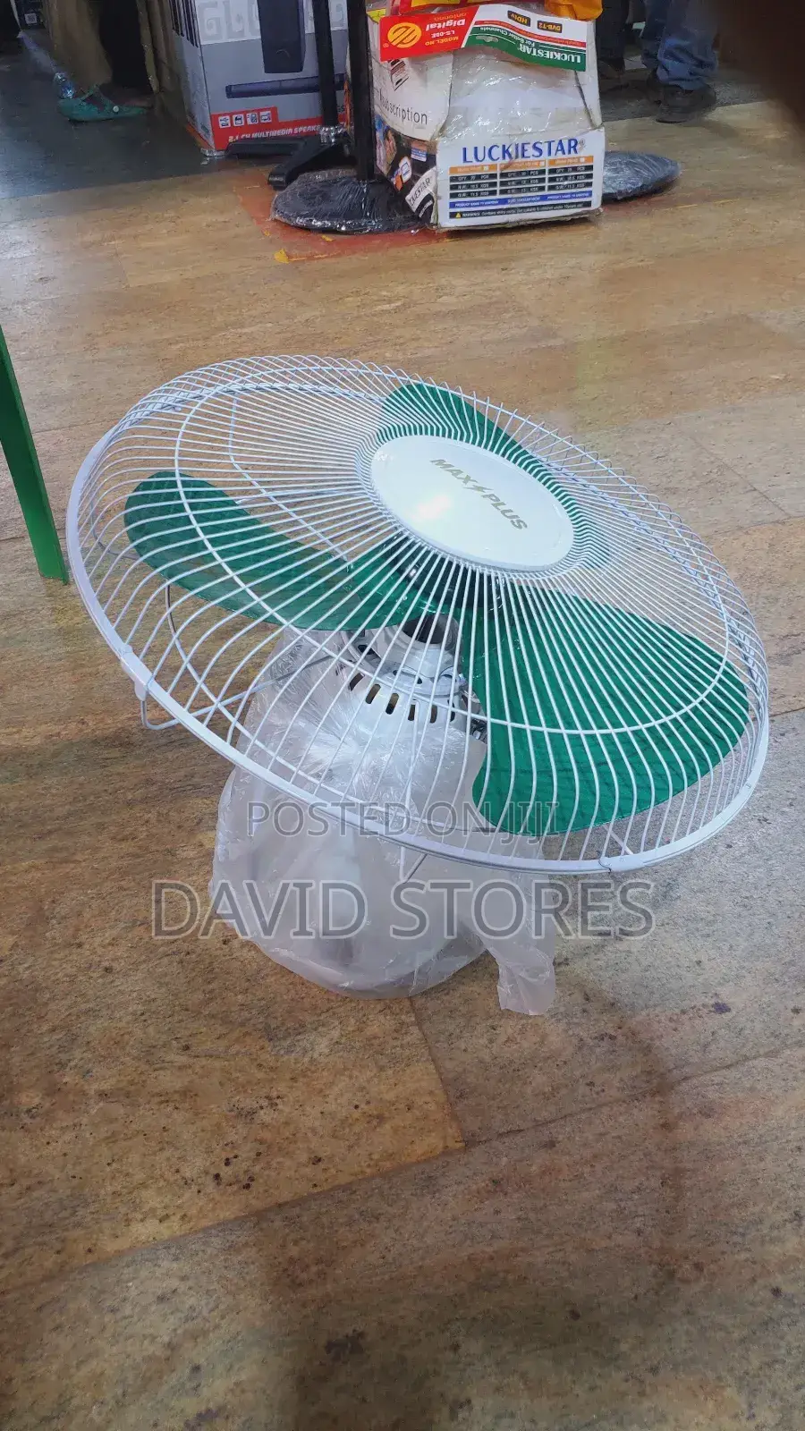 Maxplus 16′′ Ceiling Fan