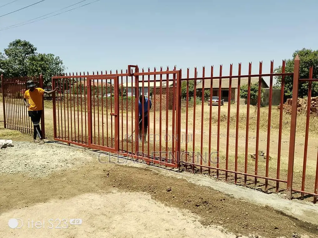 Palisade Fencing