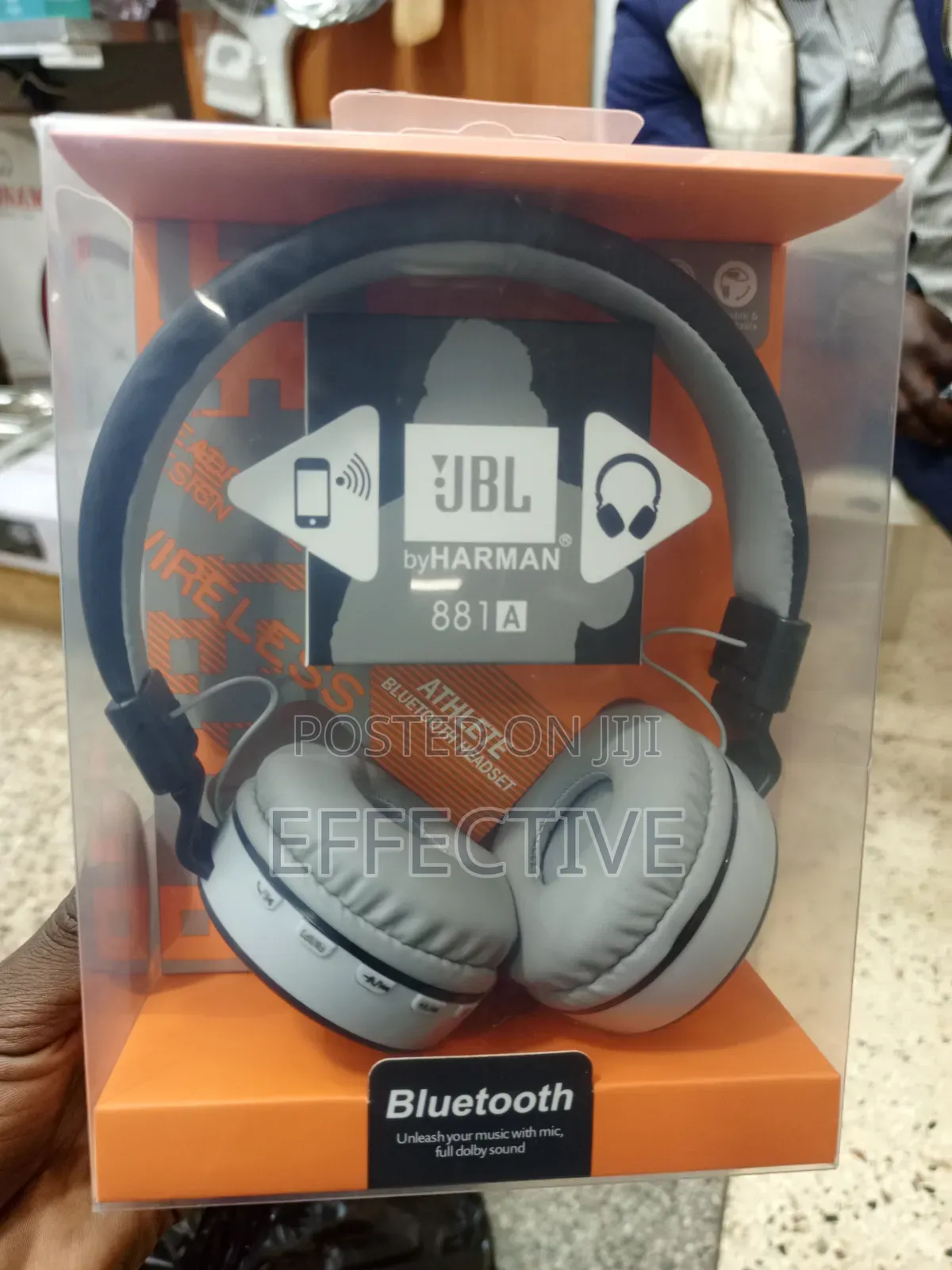 Jbl Wireless Bluetooth Headphones.