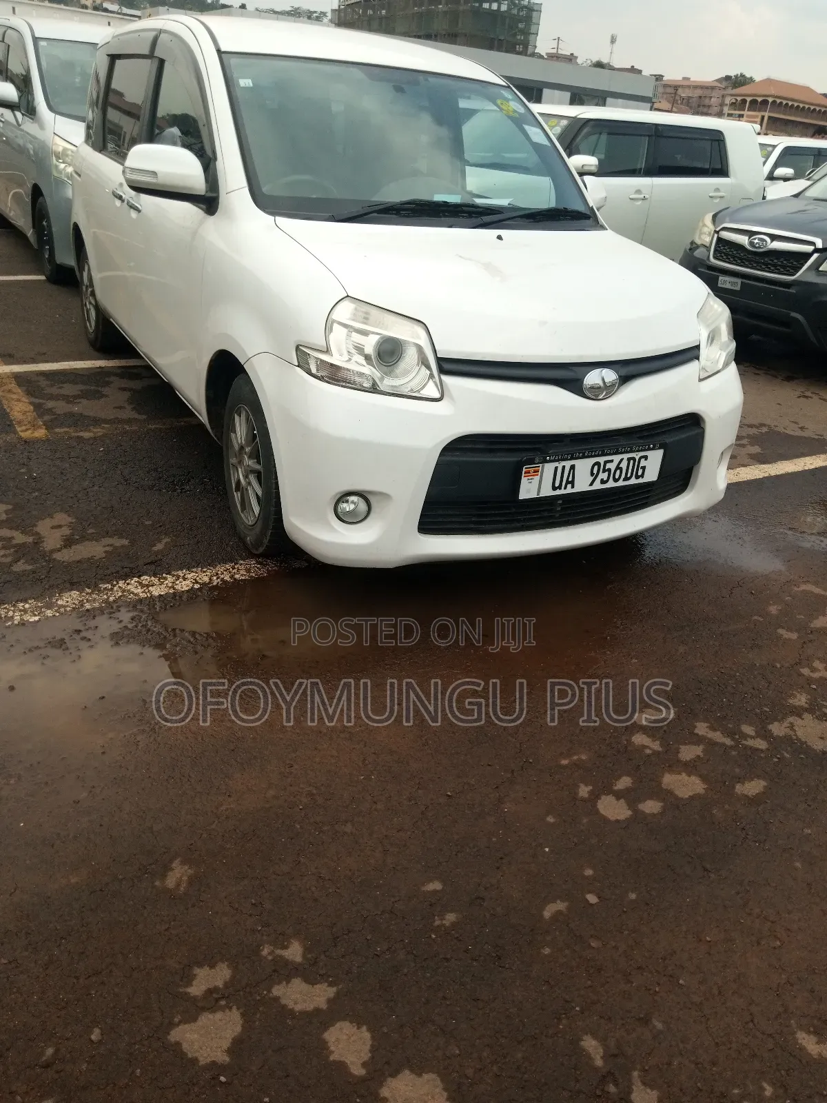 Toyota Sienta 2012 White