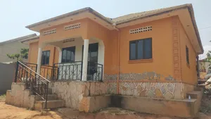 3bdrm Bungalow in Kira for sale