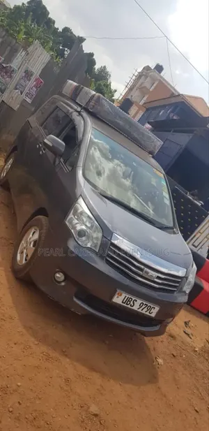 Toyota Noah Rental Car/Hire Comfortable Family Car Pick Up Tours 78