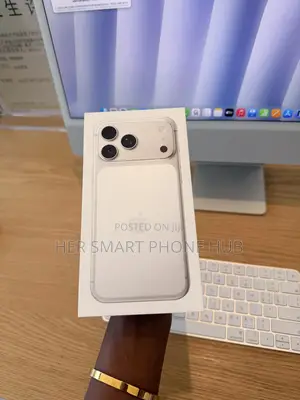 New Apple iPhone 17 Pro Max 256 GB Silver