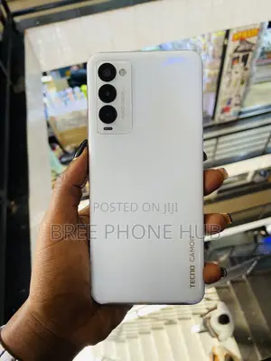 Tecno Camon 18 P 128 GB White