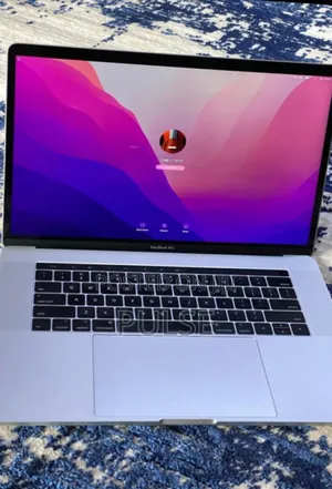 Laptop Apple MacBook Pro 8GB Intel Core i5 SSD 256GB