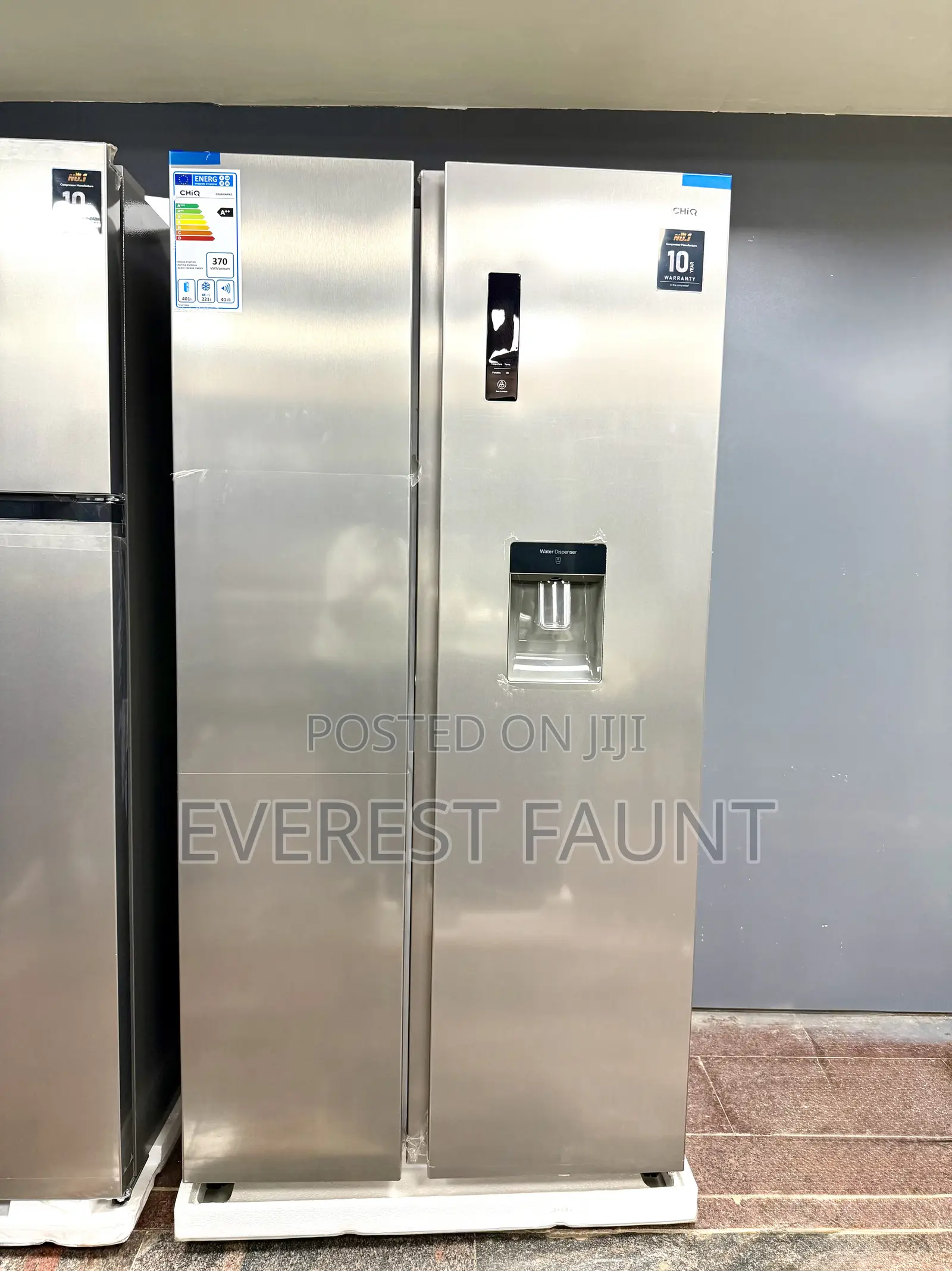 Chiq 800 Litersside by Side Refrigerator