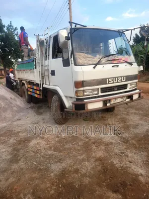 Isuzu Forward Tipper