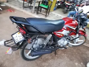TVS HLX 125 2020 Red