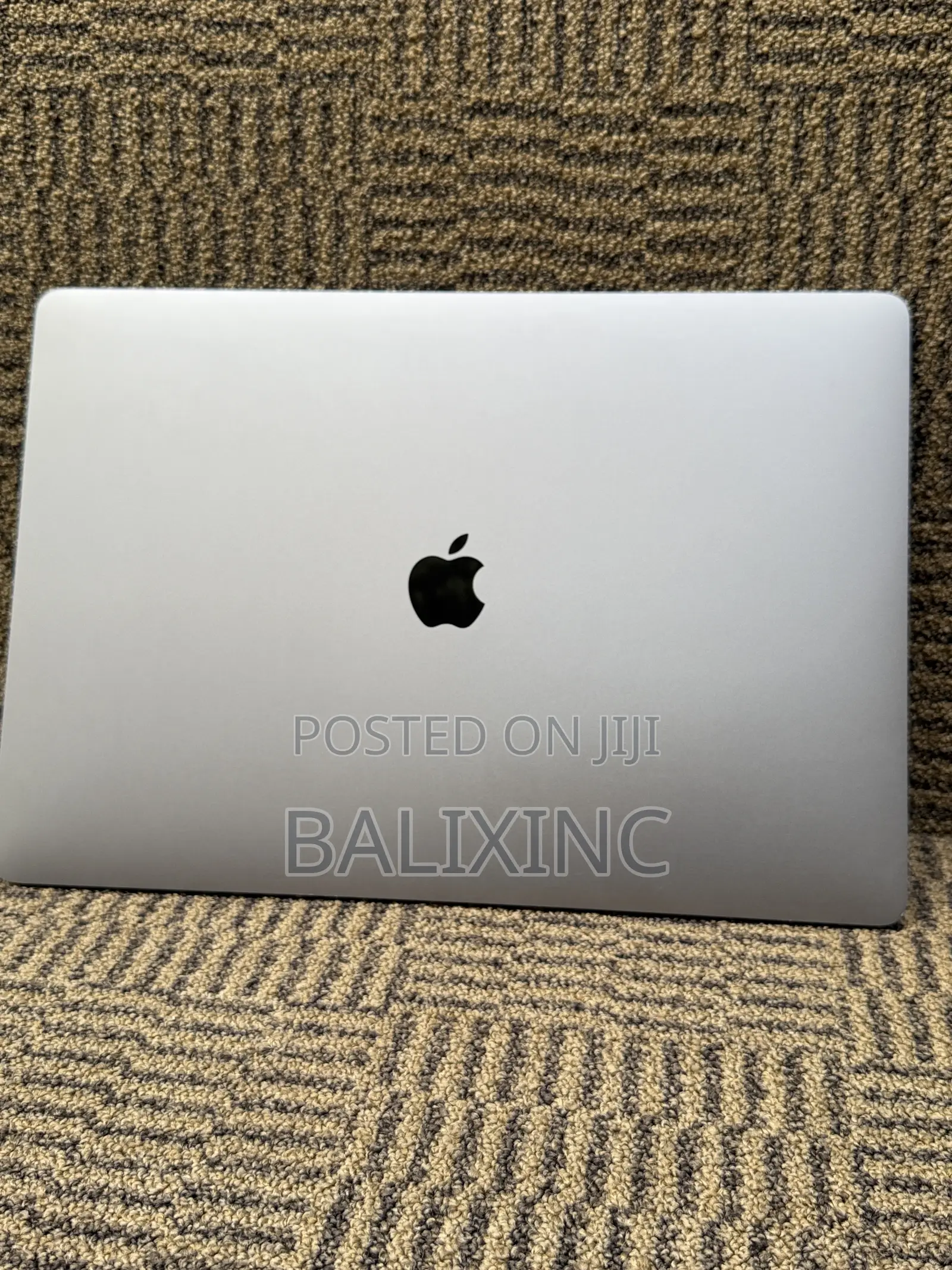 Laptop Apple MacBook Pro 2019 32GB Intel Core i9 SSD 512GB