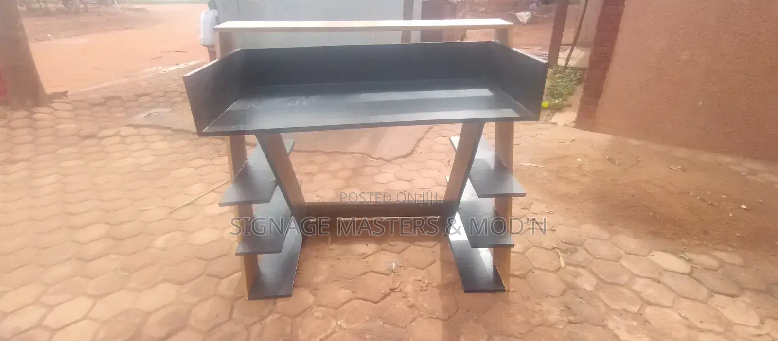 Working Table