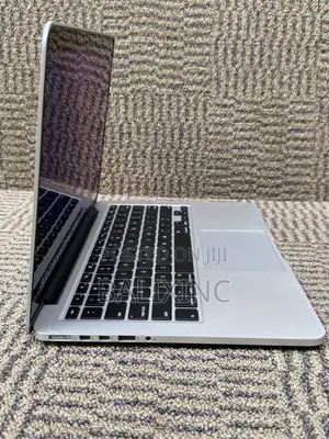 Laptop Apple MacBook Pro 2015 8GB Intel Core i5 SSD 256GB