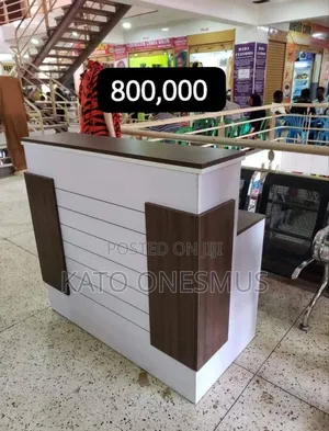 Counter/Reception Table