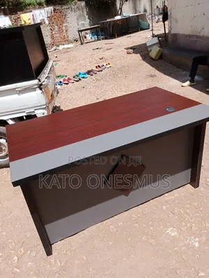 1.4 Meters Office Desk