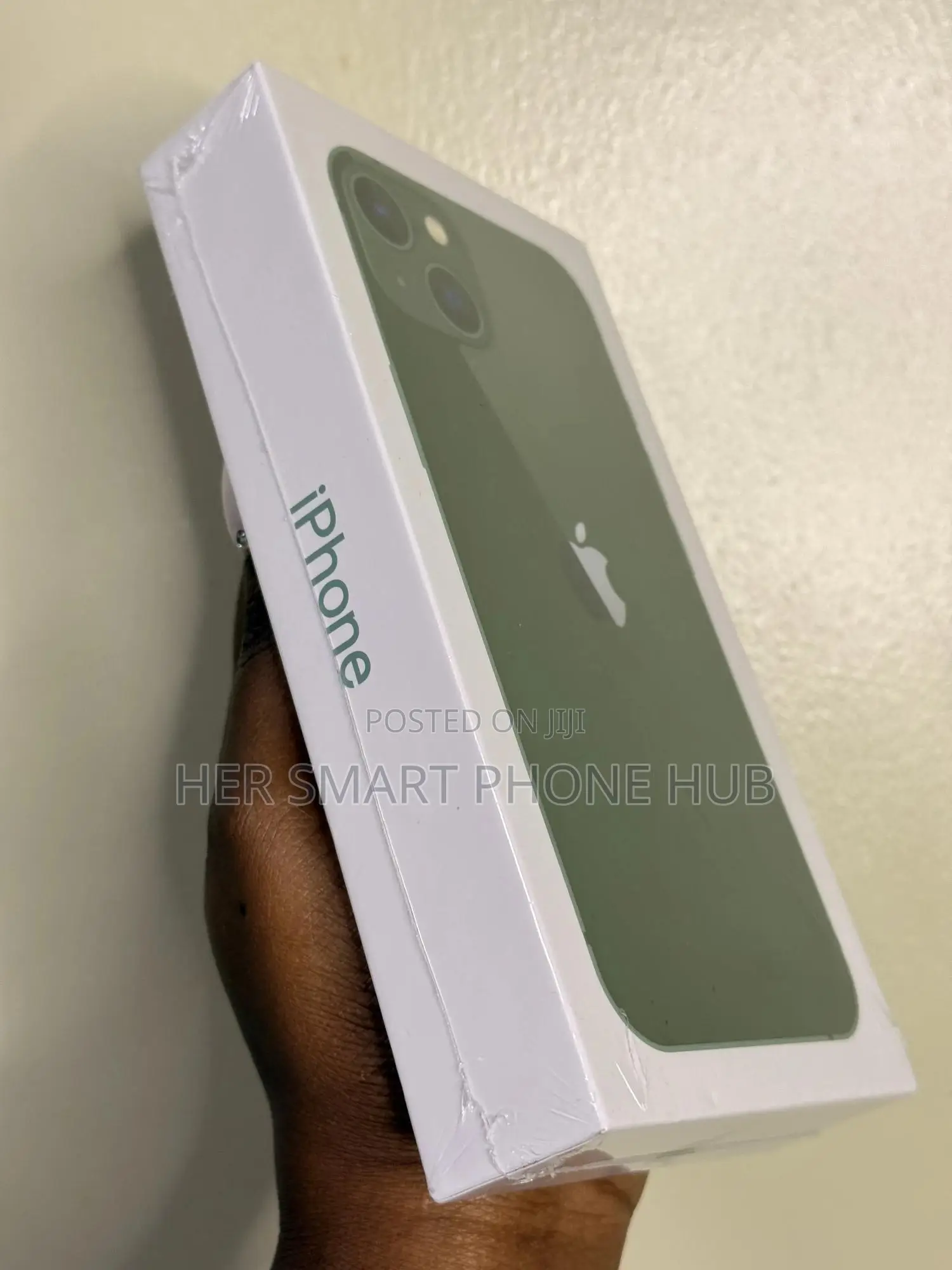 New Apple iPhone 13 128 GB Green