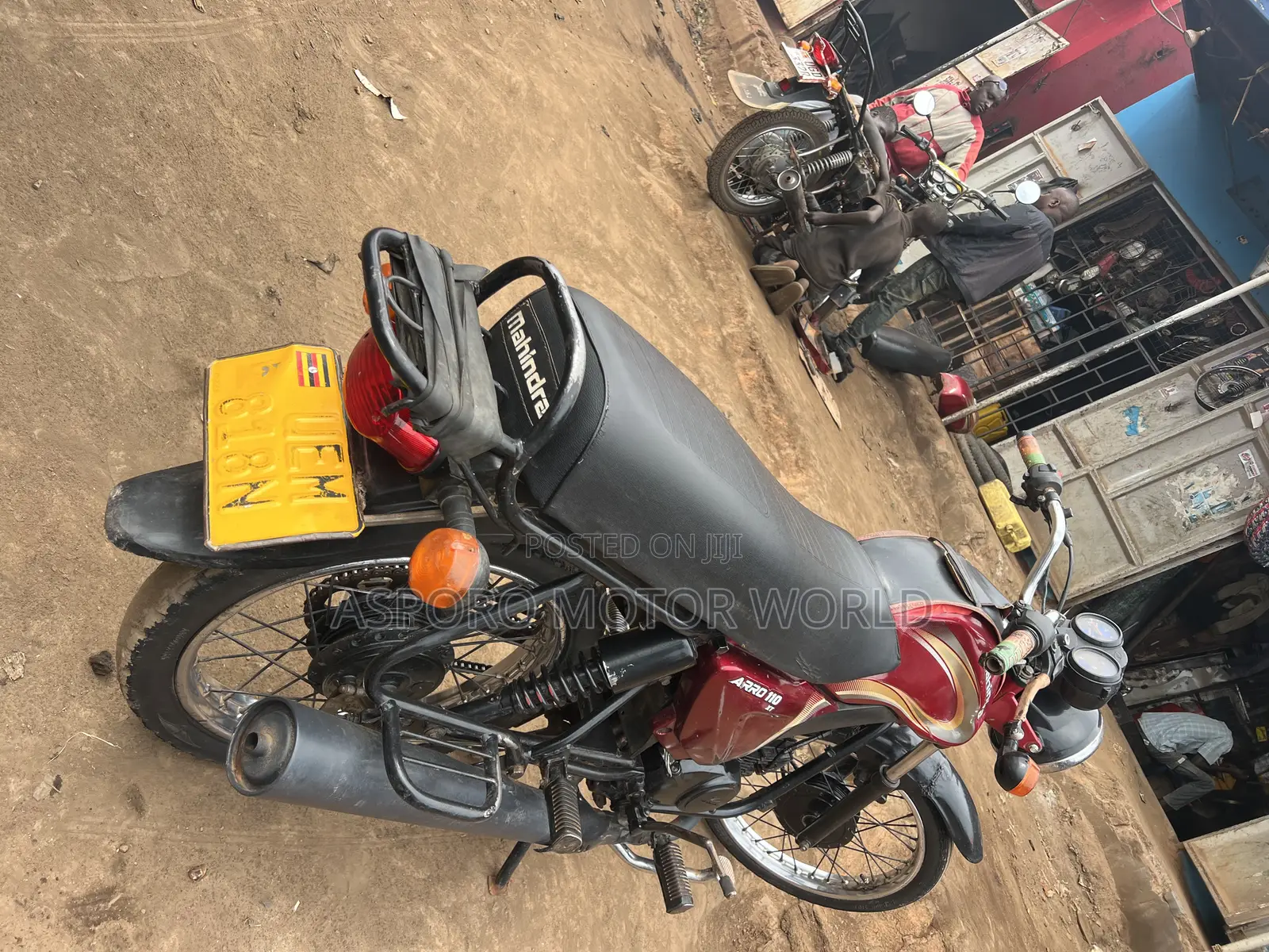 Mahindra Duro 2018 Red