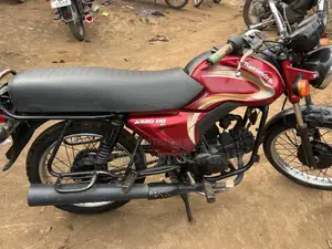 Mahindra Duro 2018 Red