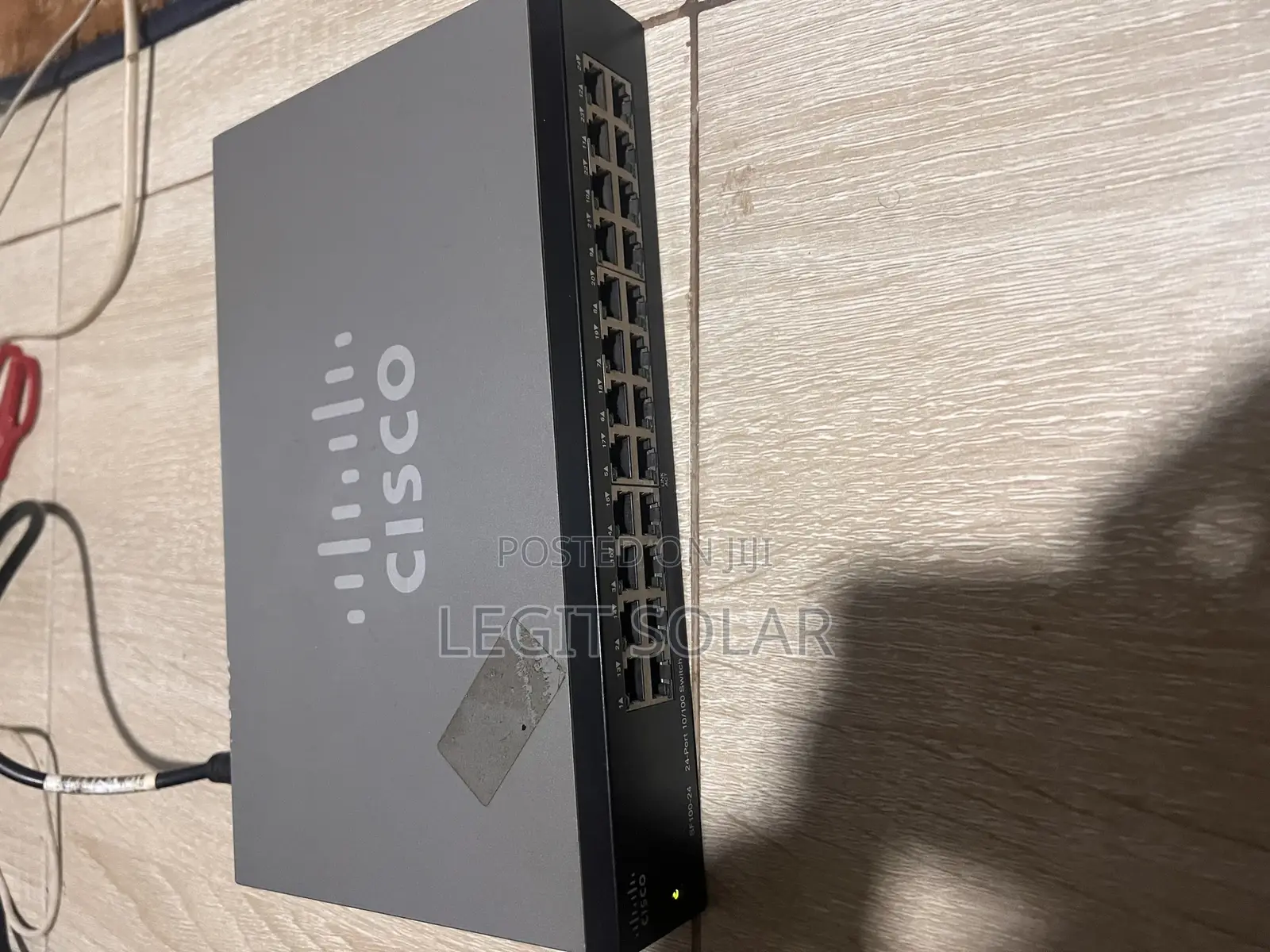 Cisco Sf100-24v2