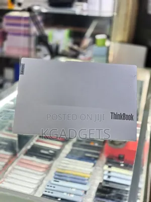 Laptop Lenovo ThinkBook 15 16GB Intel Core I7 HDD+SSD 512GB