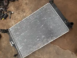 Radiator V6