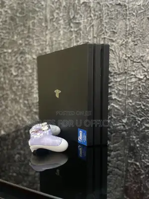 Ps4 Pro Console 1 Pad White