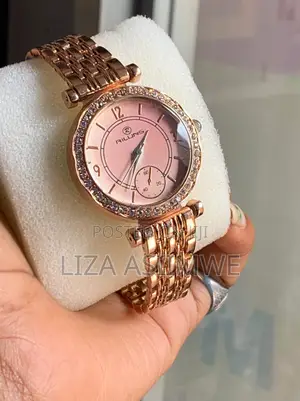 Riluns Women's Rose Gold-Tone Watch With a Crystal-Set