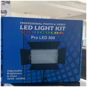 Led 800 Full Kit Light and Stand With Two Batteries