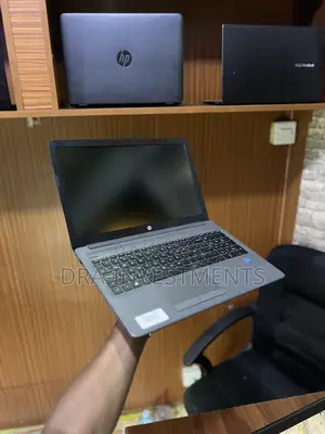 Laptop HP 250 G7 4GB Intel Celeron SSD 128GB