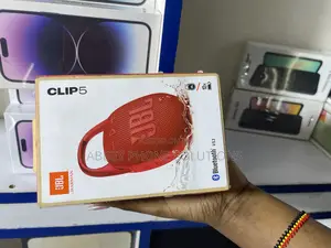 JBL Clip 5