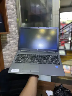 Laptop HP 255 G8 4GB Intel Celeron SSD 256GB