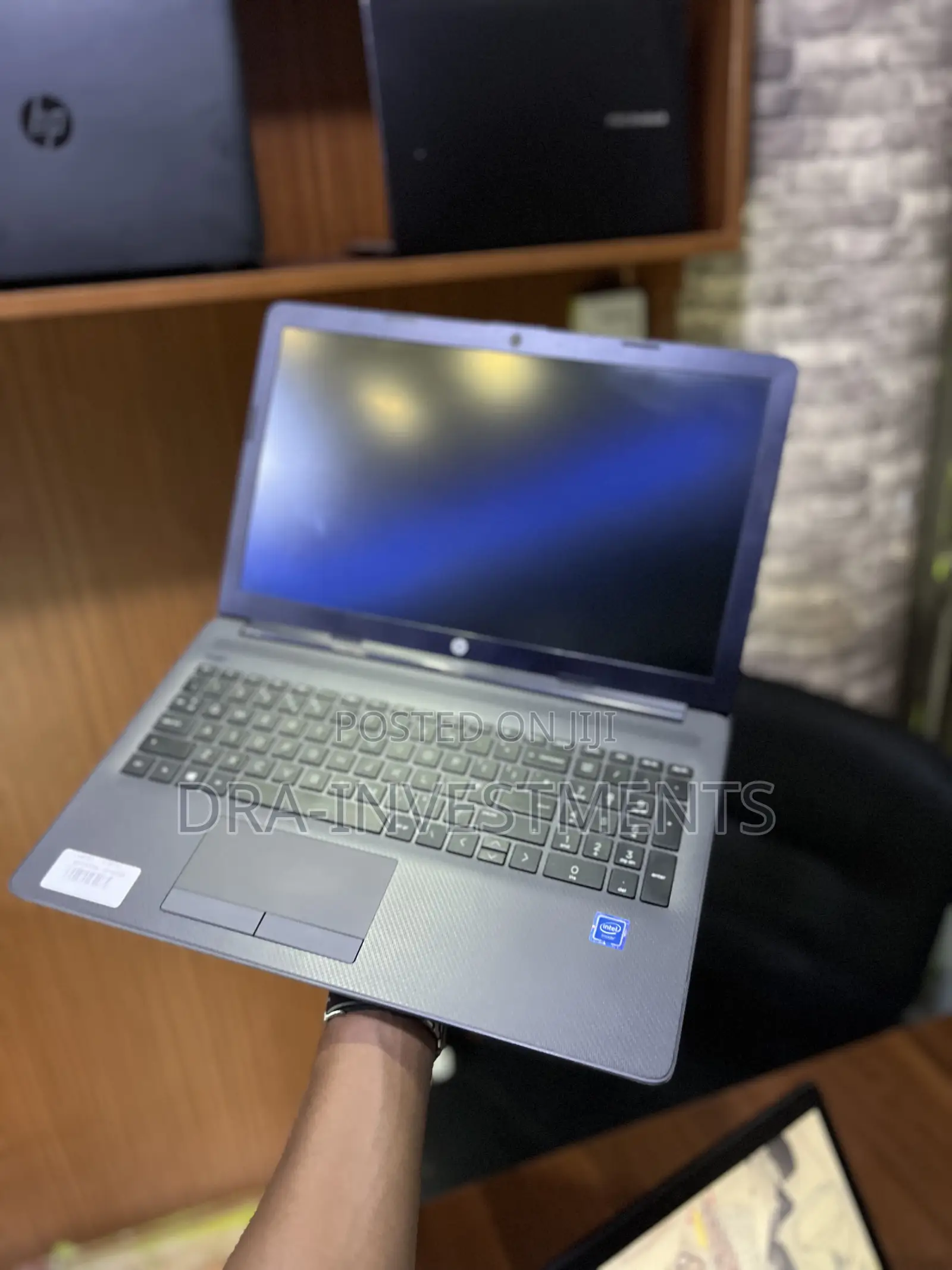 Laptop HP 255 G8 4GB Intel Celeron SSD 256GB