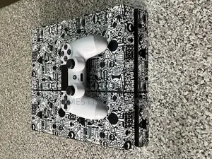 Uk Used Playstation 4 Standard Edition