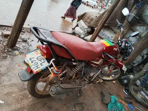 TVS HLX 125 2022 Red