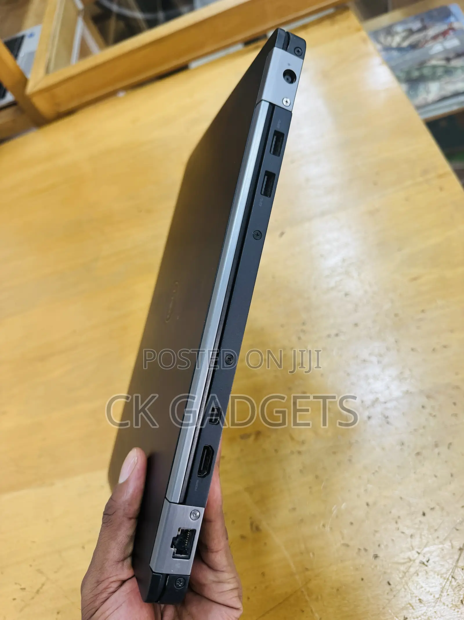 New Laptop Dell Latitude E7270 8GB Intel Core I7 SSD 256GB