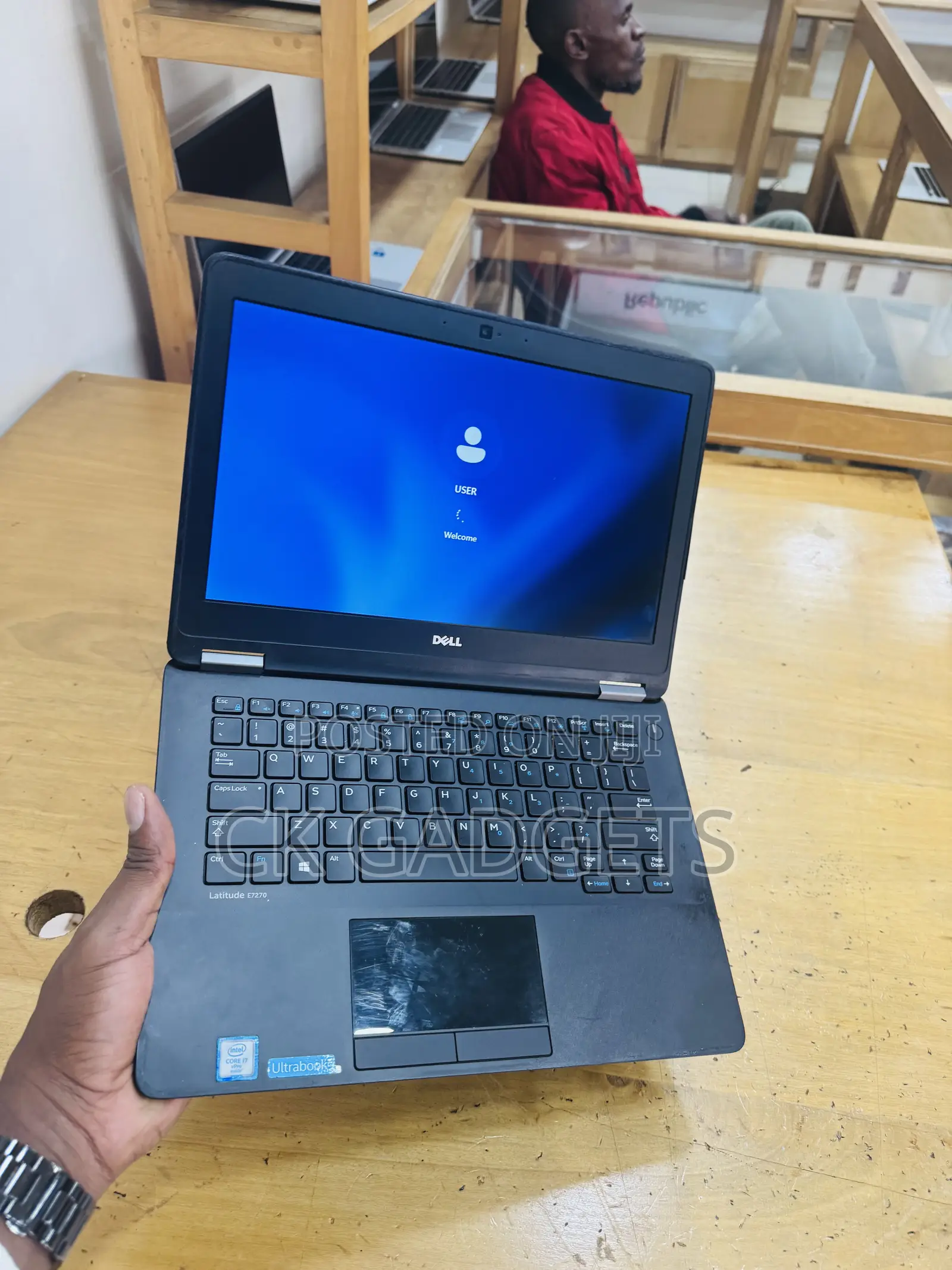 New Laptop Dell Latitude E7270 8GB Intel Core I7 SSD 256GB