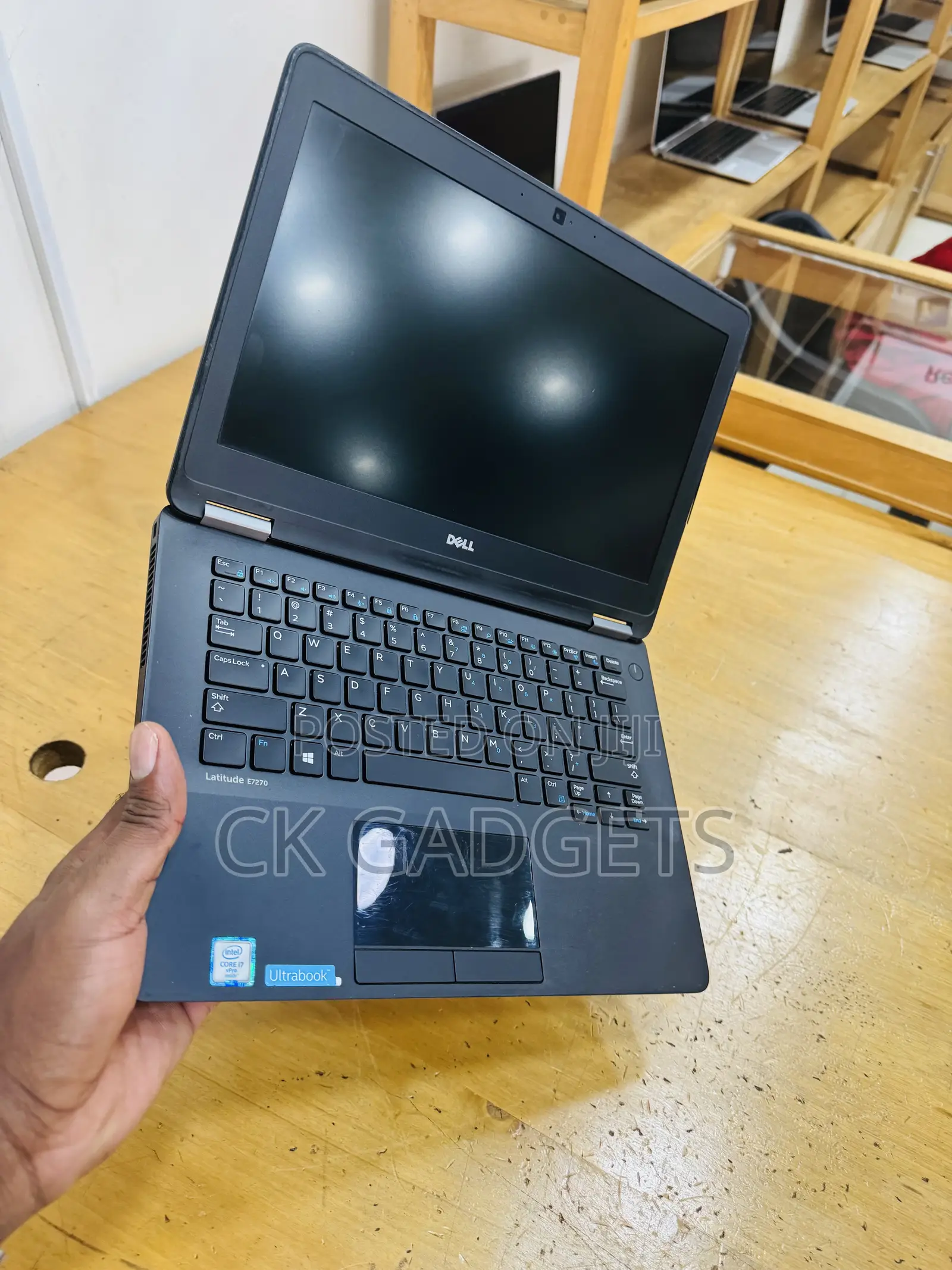New Laptop Dell Latitude E7270 8GB Intel Core I7 SSD 256GB